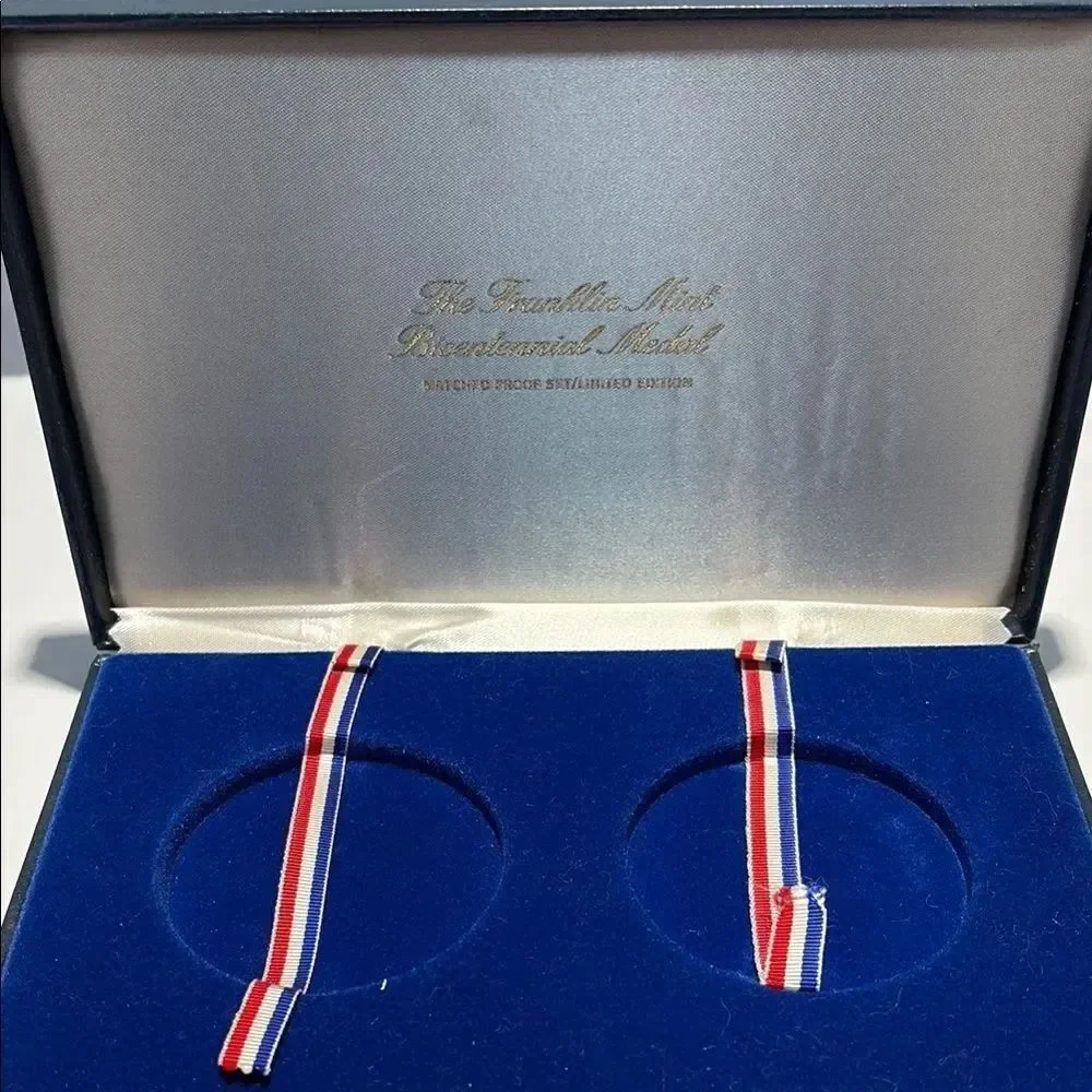 Blue large coin Display Case with Red White Blue Ribbon
